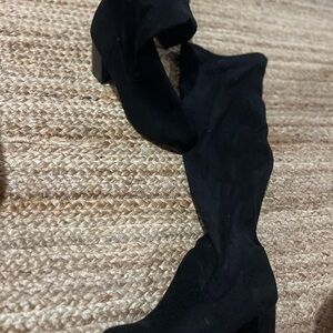 Elegant Black Women's Shoes